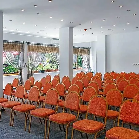 александра Hotel 3*